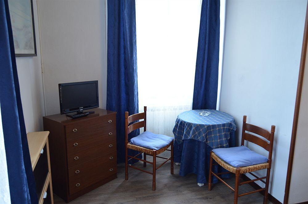 Albergo Chiara Savignone Exteriör bild