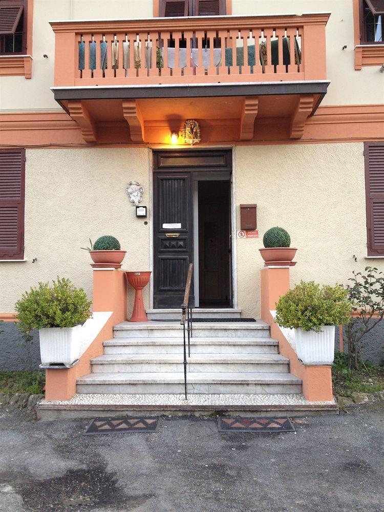 Albergo Chiara Savignone Exteriör bild